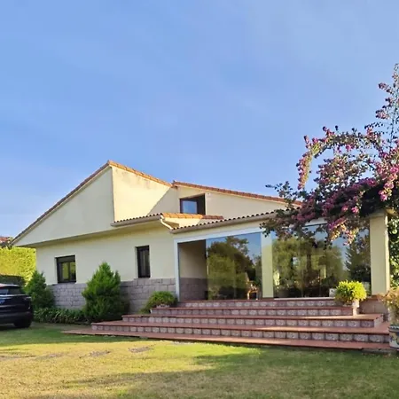 Holiday home Playa America Casa Con Piscina Nigran